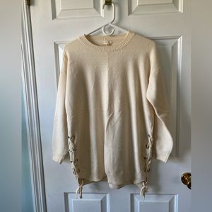 Debut cream colored crewneck sweater size XS
